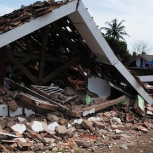 endonezyada 58 buyuklugundeki deprem BR64Yswd