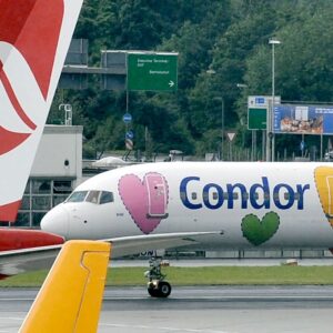 ucagin sag motoru kalkista alev aldi yunan adasinda facianin esiginden donuldu hZFGXLty