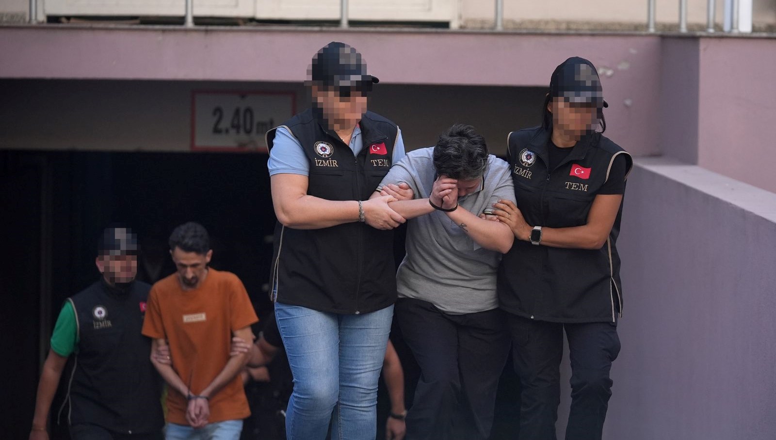 izmir karakol saldirisi saldirgan dahil 9supheliicin tutuklama talebi 77RTUhOW