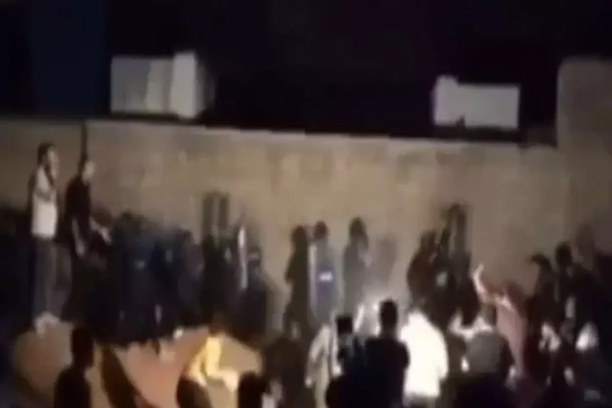 suriyenin halep kentinde pkkypg ile suriye guvenlik gucleri arasinda catisma cikti ehhXeZZ1