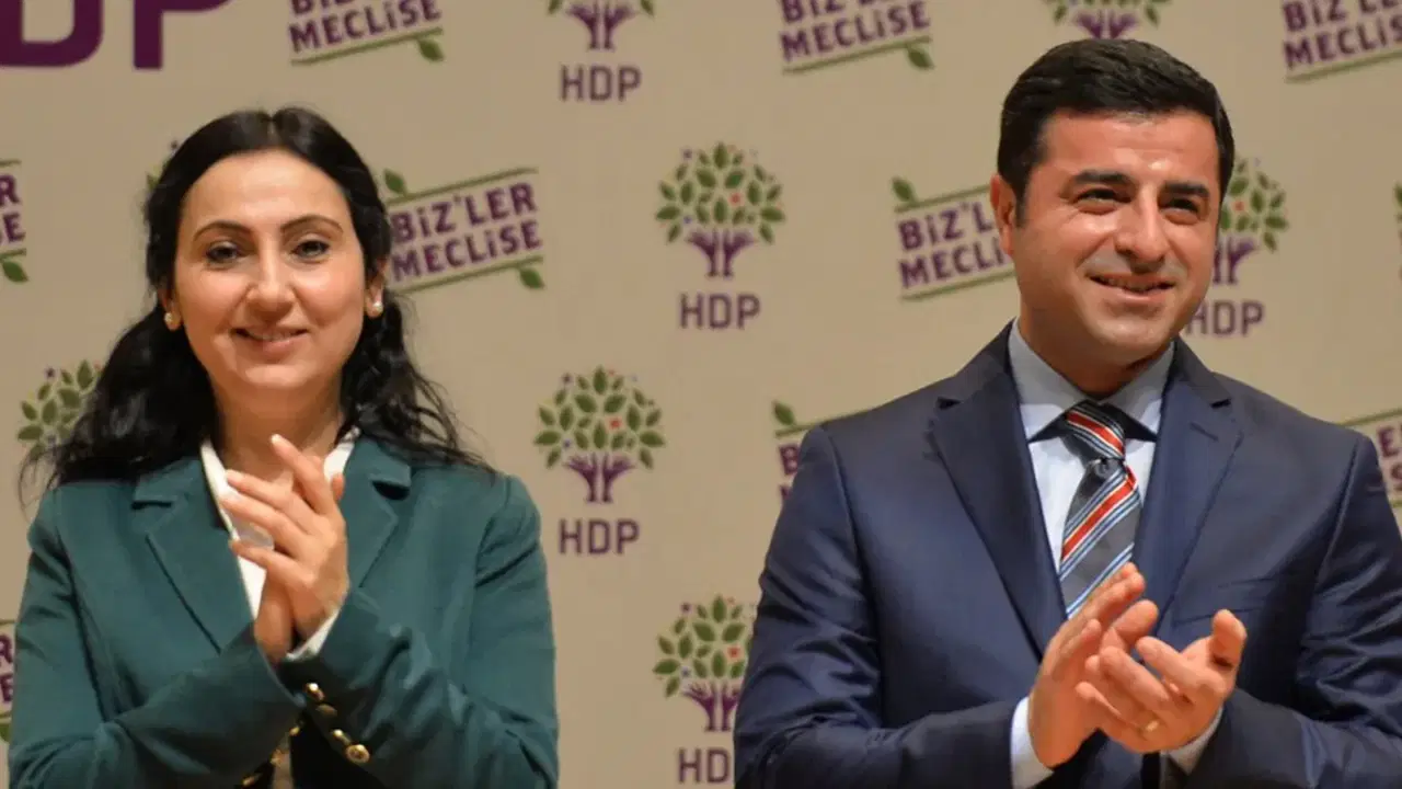 dem parti selahattin demirtas ve figen yuksekdagi ziyaret edecek cezaevi onunde aciklama yapilacak R6btEIOk.jpg