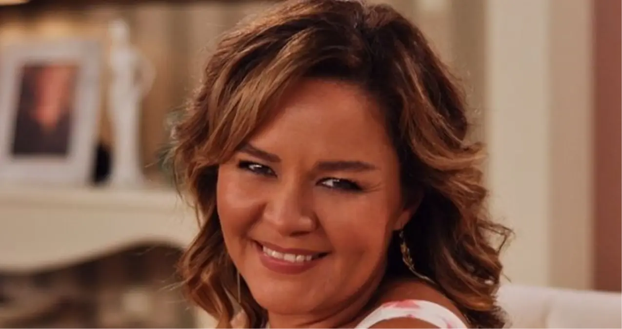 zeyno gunenc kimdir zeyno gunenc kac yasinda nereli kariyeri gHAa72tr.jpg