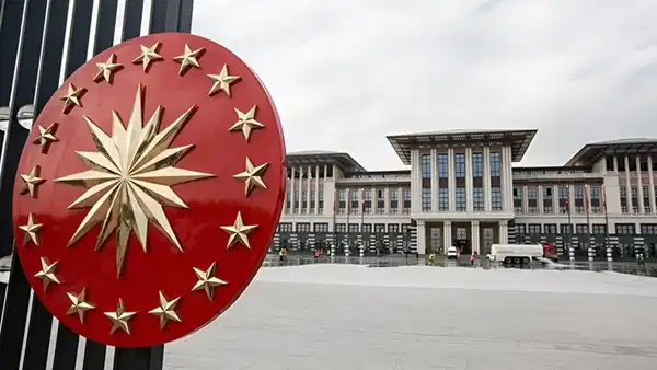CHP’li Deniz Yavuzyılmaz’dan İstanbul’daki Araç Kullanımına Sert Eleştiri: Kamu Kaynakları Böyle Harcandı!