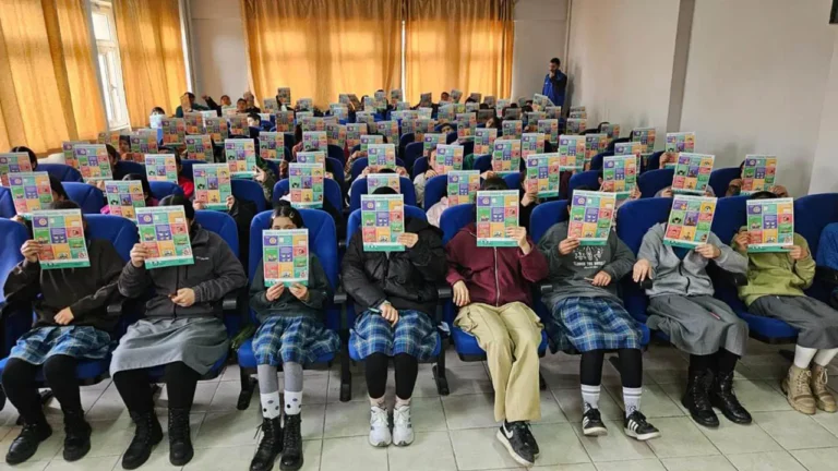 saatsaatten-uzun-soluklu-proje-akilli-zaman-ile-cocuklarin-gelecegine-yatirim-devam-ediyor-pCP3exvu