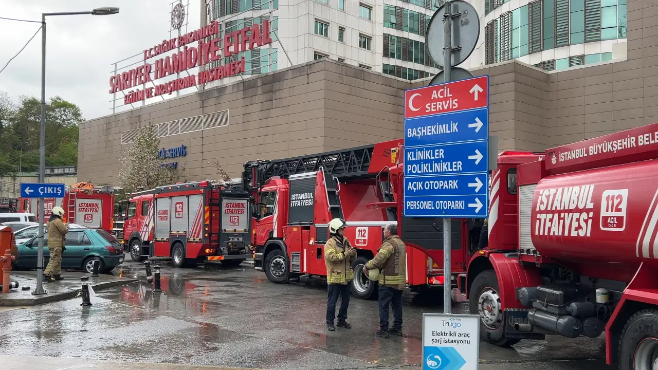 İstanbul’da Hamidiye Etfal Eğitim Araştırma Hastanesi’nde Yangın Alarmı!
